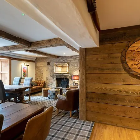The Greyhound Bed & Breakfast Shap