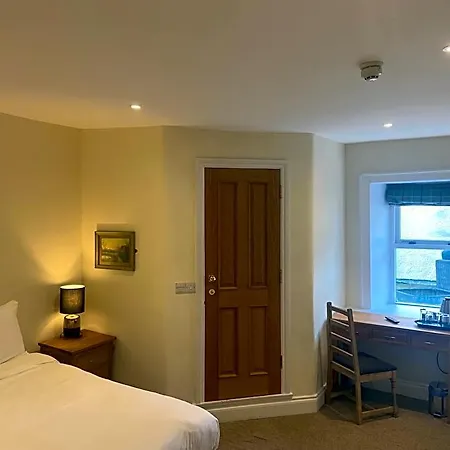 Bed & Breakfast The Greyhound