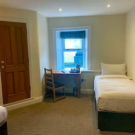 The Greyhound Bed & Breakfast 3*