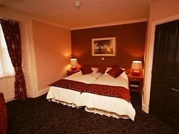 The Greyhound Frühstückspension 3*