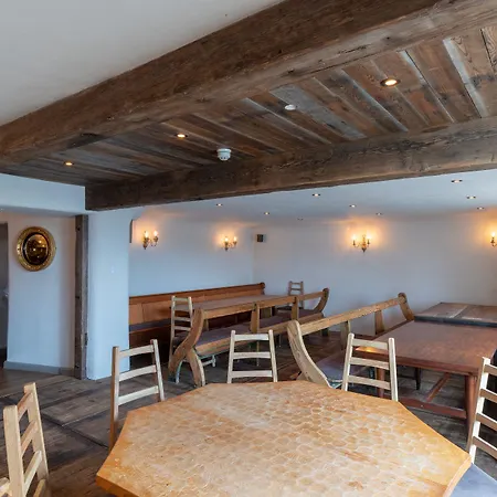 The Greyhound Frühstückspension Shap