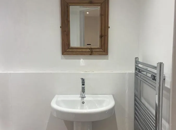 Bed & Breakfast The Greyhound