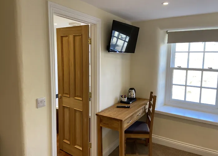 Bed & Breakfast The Greyhound Shap