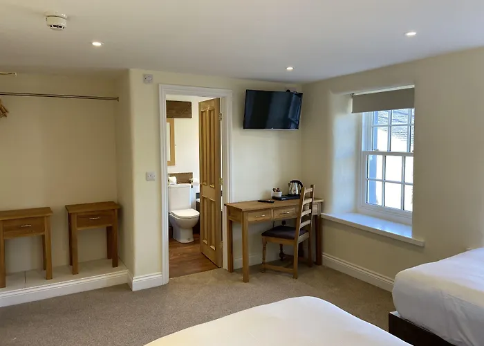 Bed & Breakfast The Greyhound Shap