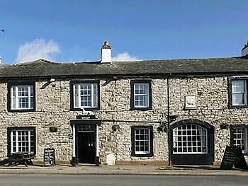 Bed & Breakfast The Greyhound Shap